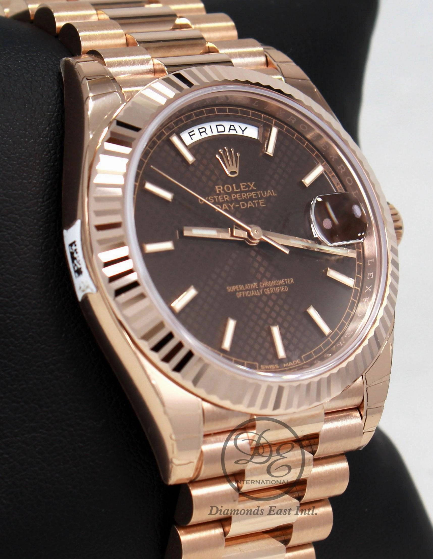 Rolex Oyster Perpetual Day-Date 40 228235 (Unworn)