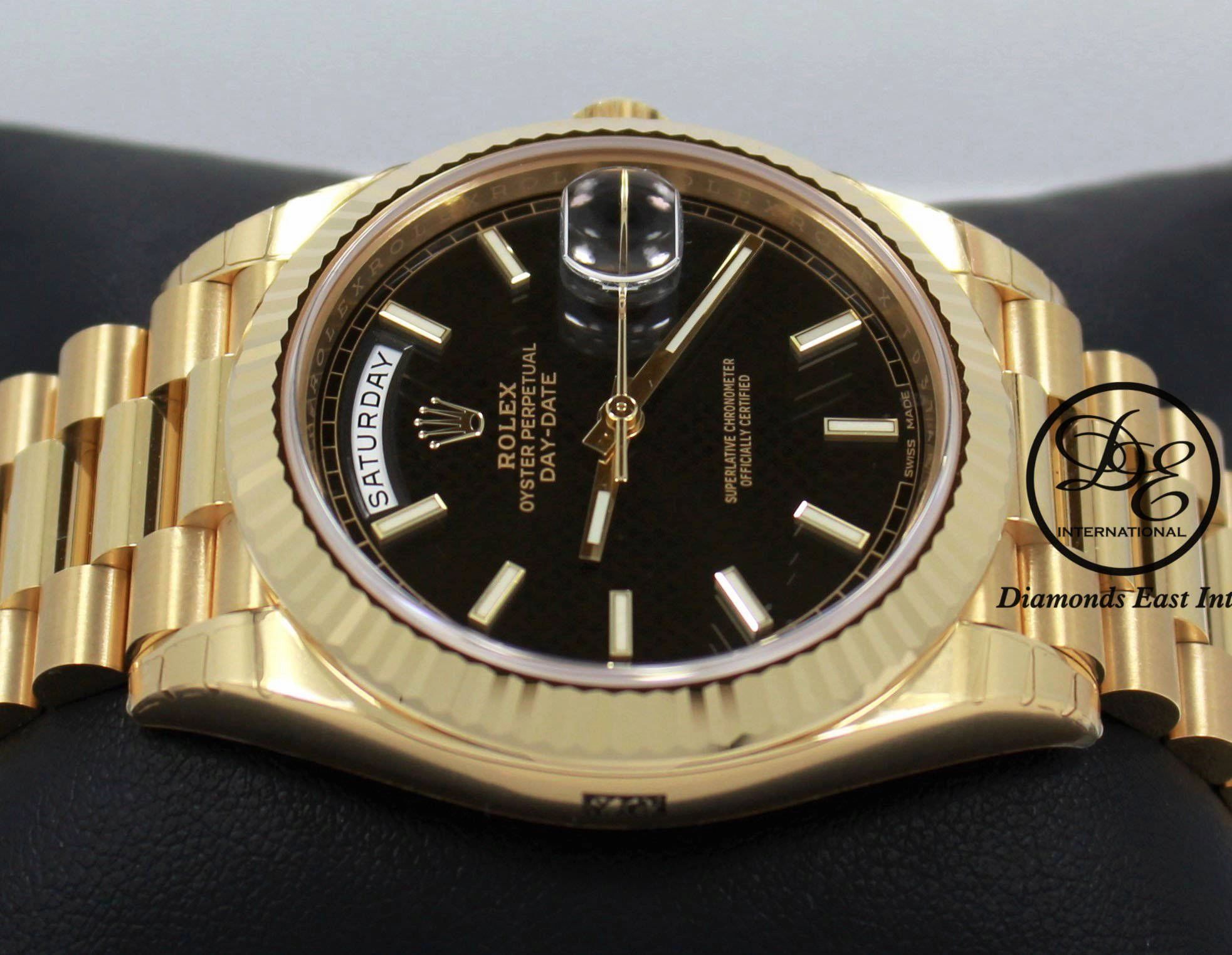 Rolex Oyster Perpetual Day-Date 40 228238 BLKDP  (Unworn)