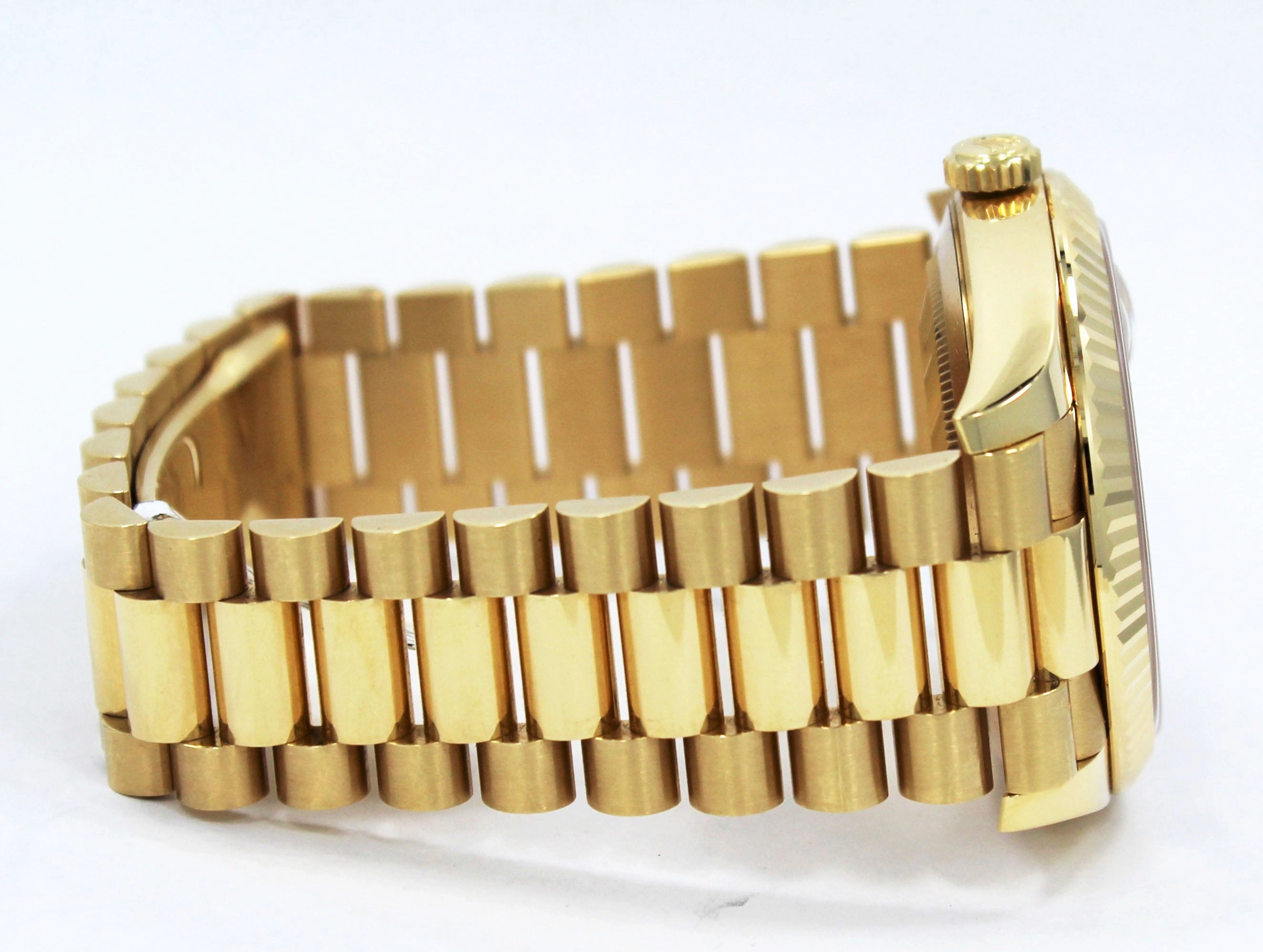 Rolex Oyster Perpetual Day-Date 40 228238 CHPRP UNWORN