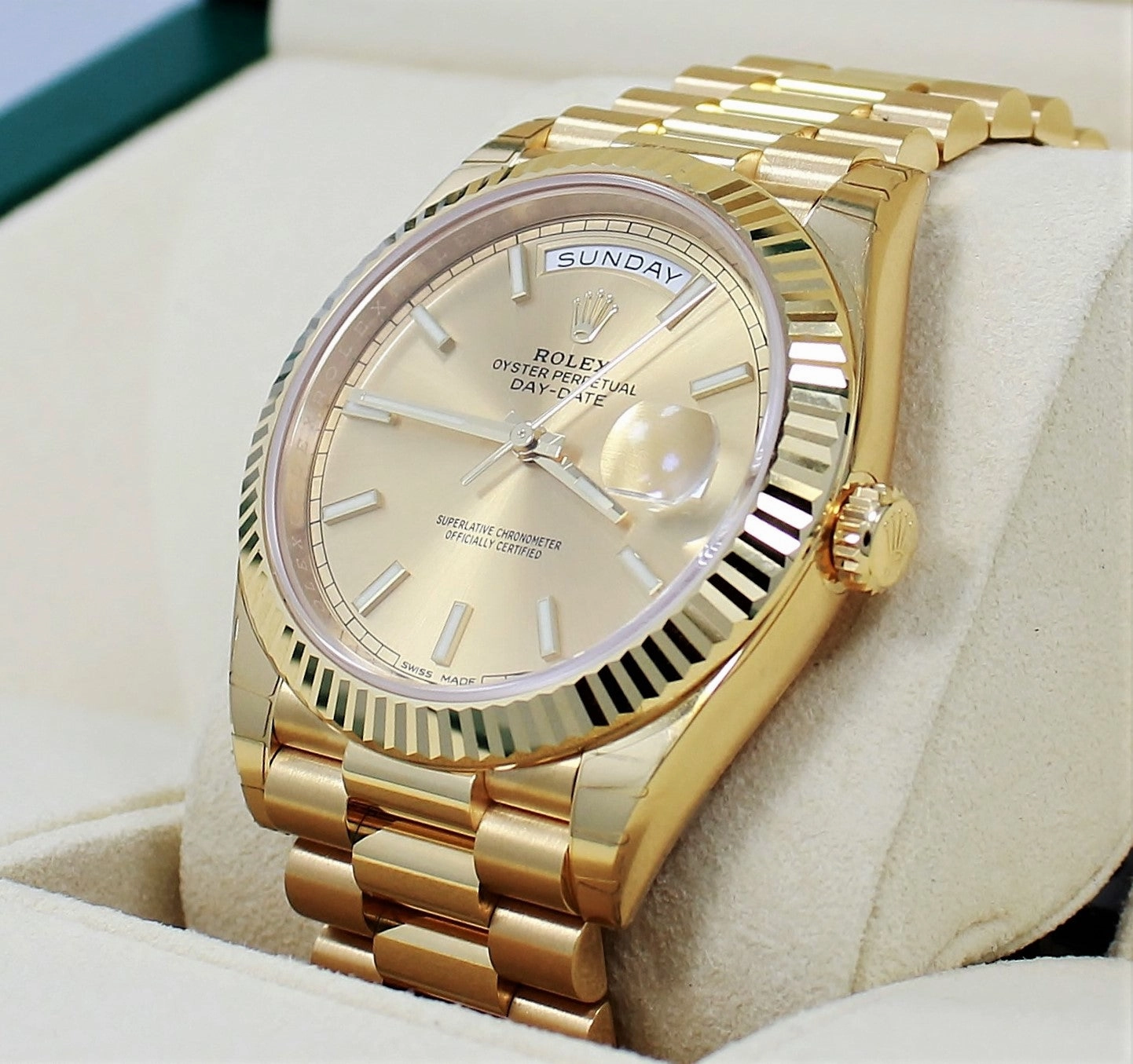 Rolex Oyster Perpetual Day-Date 40 228238 (Unworn)