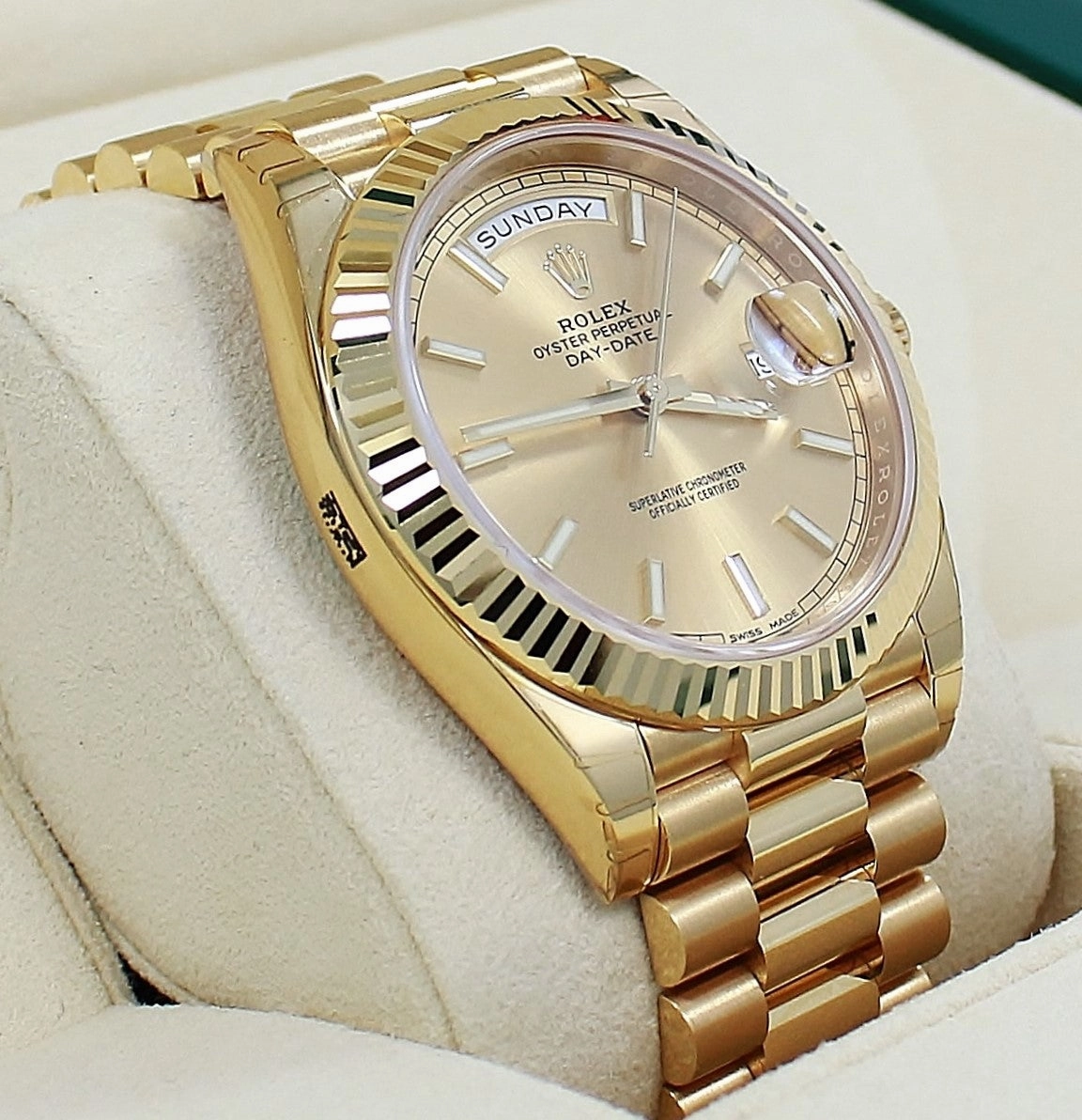 Rolex Oyster Perpetual Day-Date 40 228238 (Unworn)