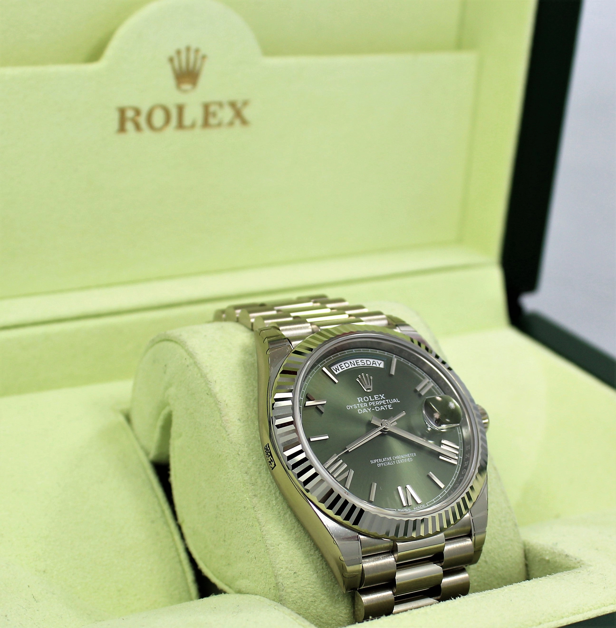 Rolex Oyster Perpetual Day-Date 40 228239 GRNRP (Unworn)