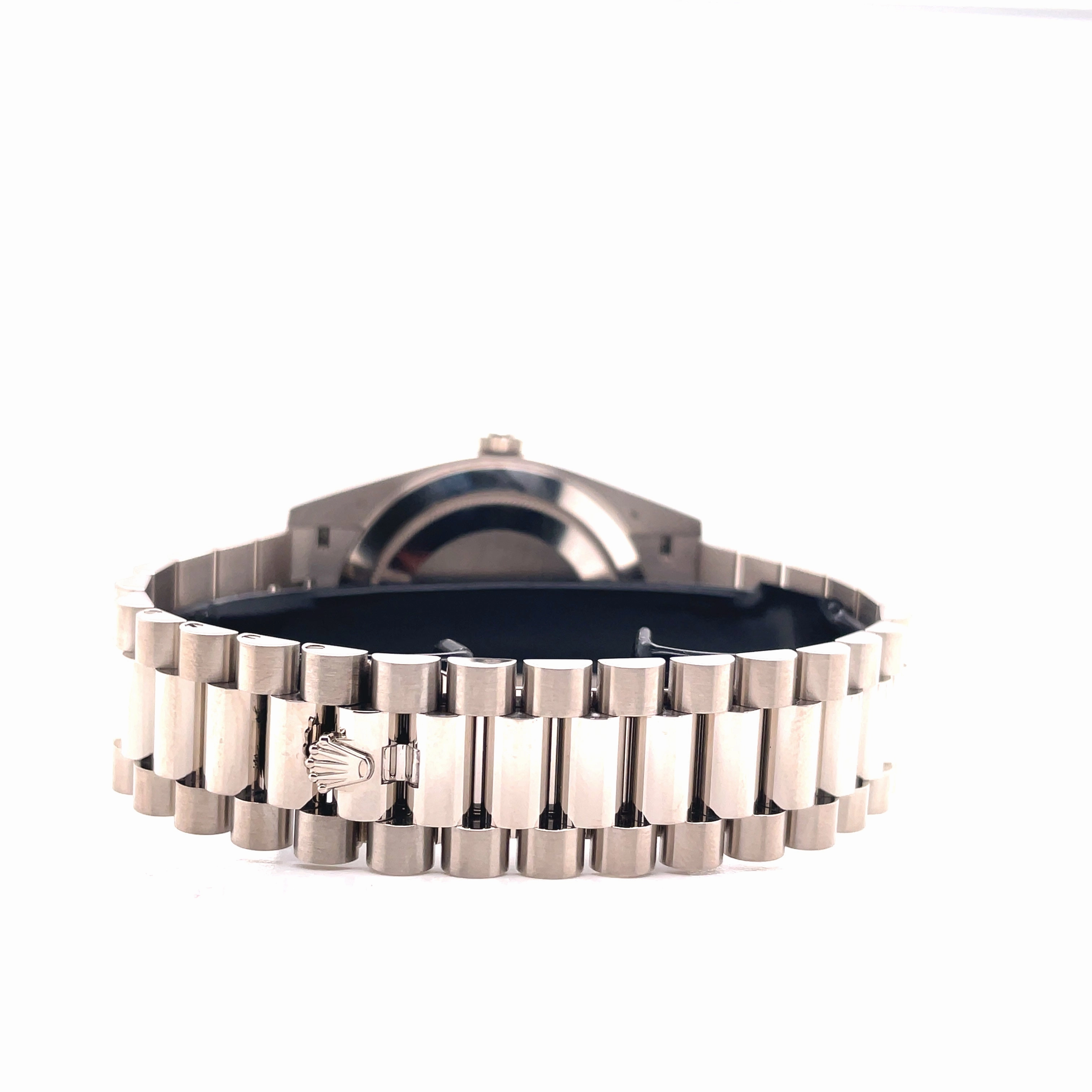 Rolex Oyster Perpetual Day-Date 40  228349RBR Blue Roman Factory Diamond Bezel UNWORN