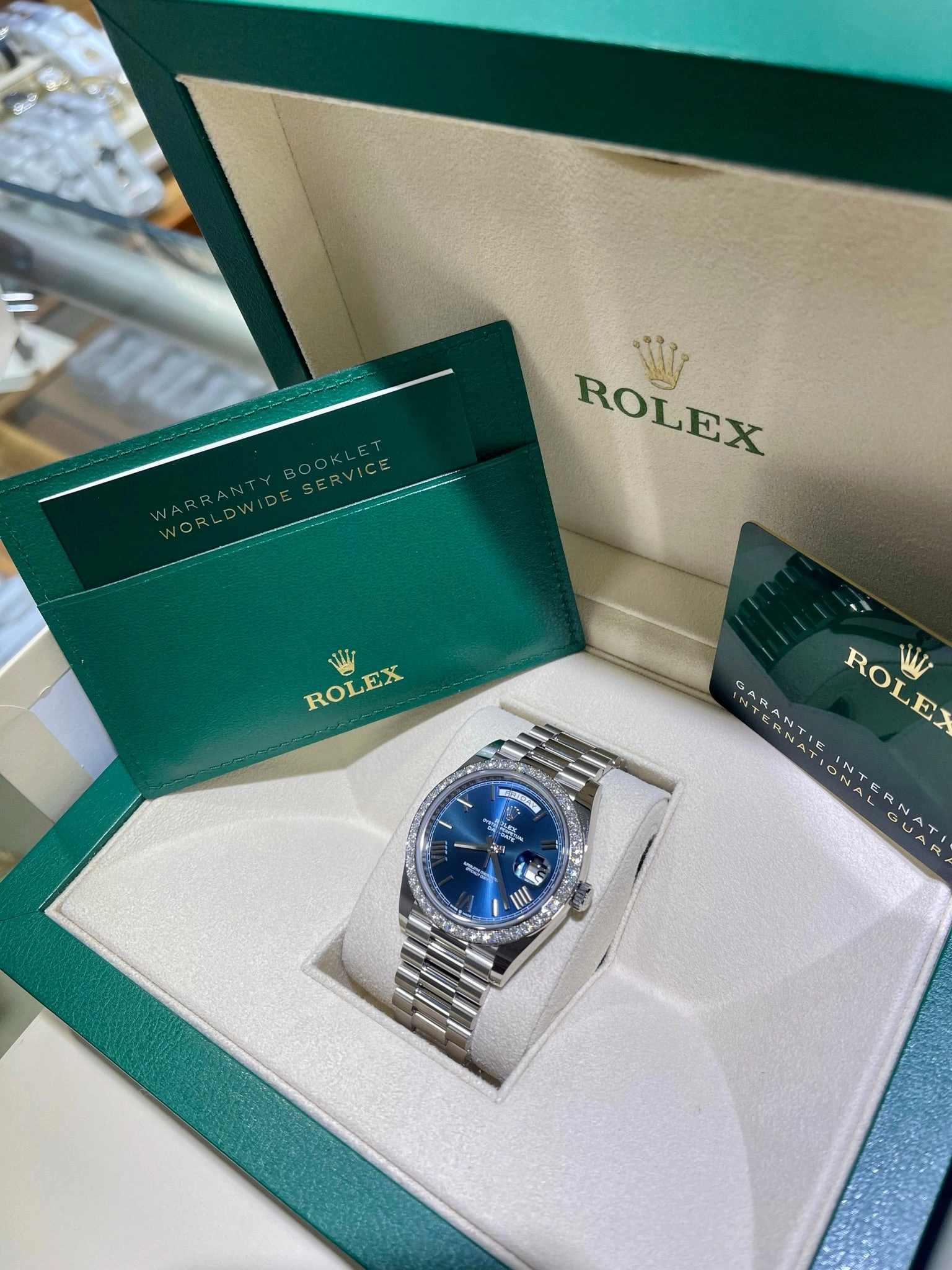 Rolex Oyster Perpetual Day-Date 40  228349RBR Blue Roman Factory Diamond Bezel UNWORN