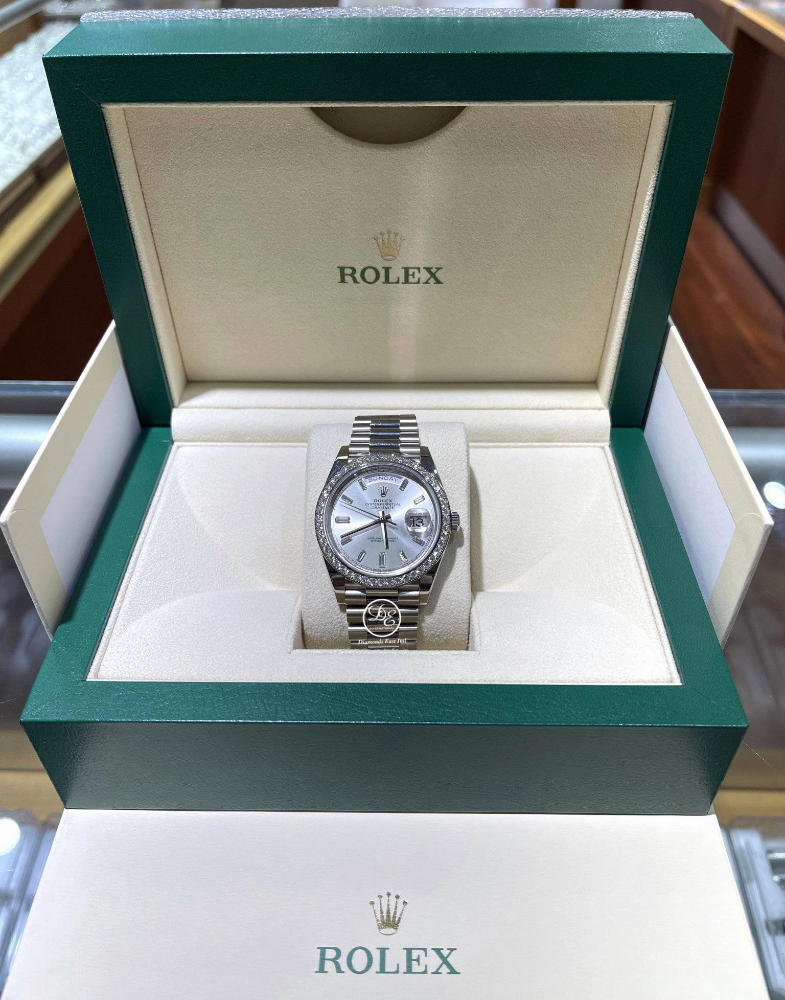Rolex President Day-Date 40mm  228349 18K White Gold Green Roman Dial UNWORN