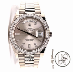 Rolex President Day-Date 40mm  228349 18K White Gold Green Roman Dial UNWORN
