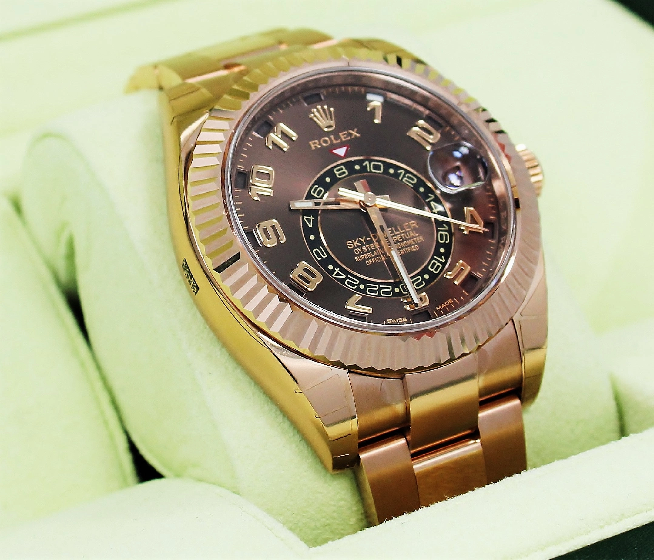Rolex Sky-Dweller 18k Rose Gold 326935 Unworn