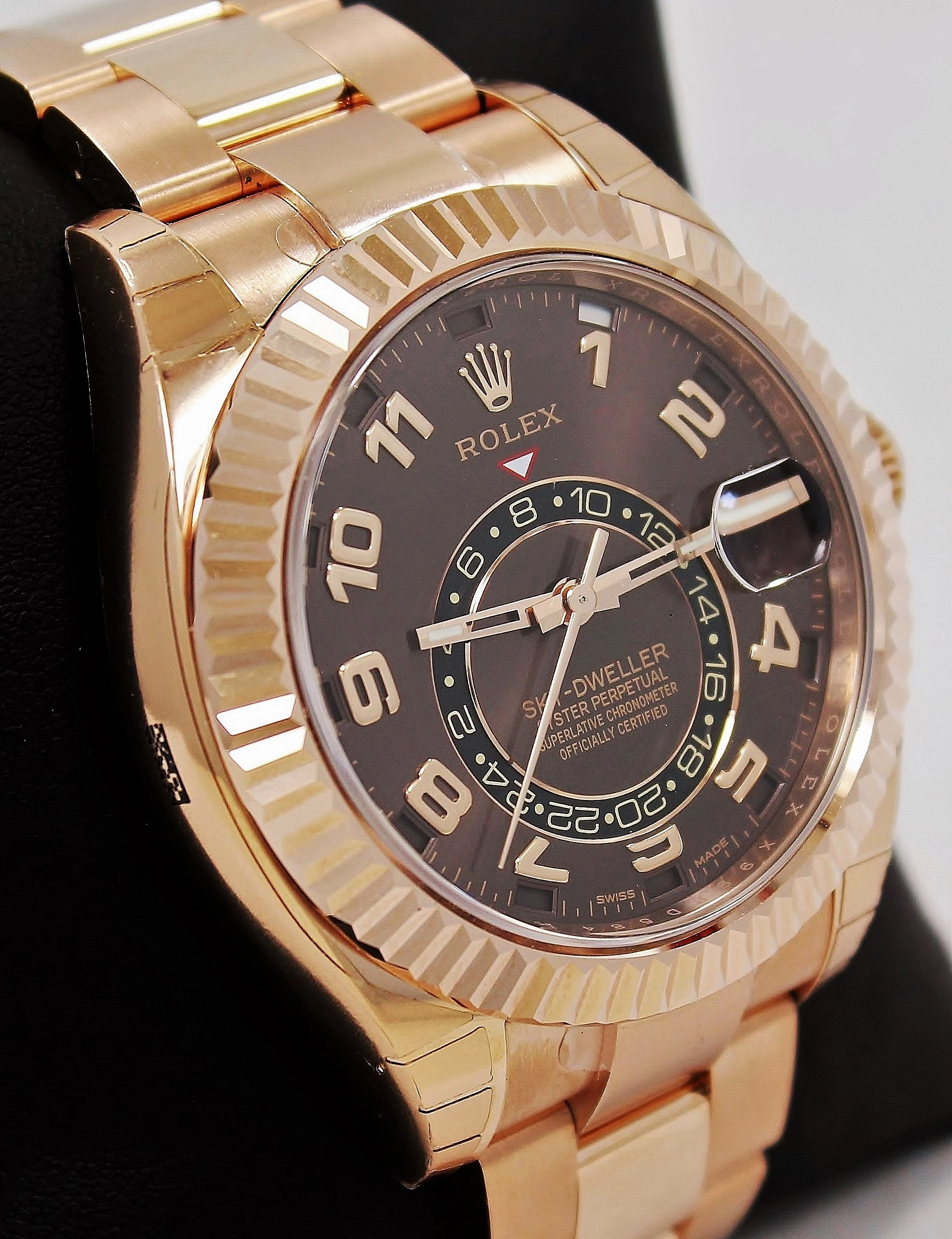 Rolex Sky-Dweller 18k Rose Gold 326935 Unworn