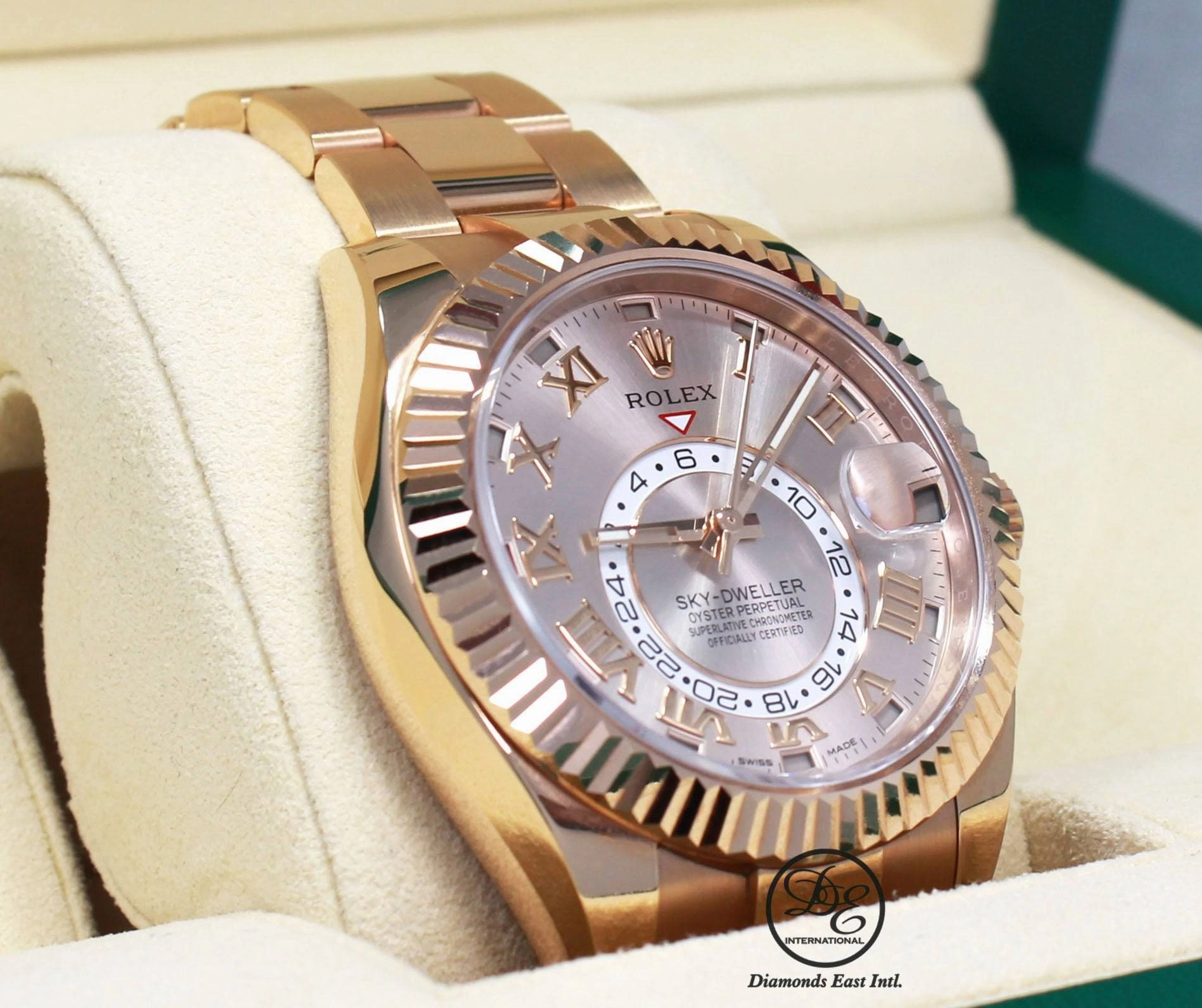 Rolex Sky-Dweller 18K Rose Gold Sundust Dial 326935 MINT