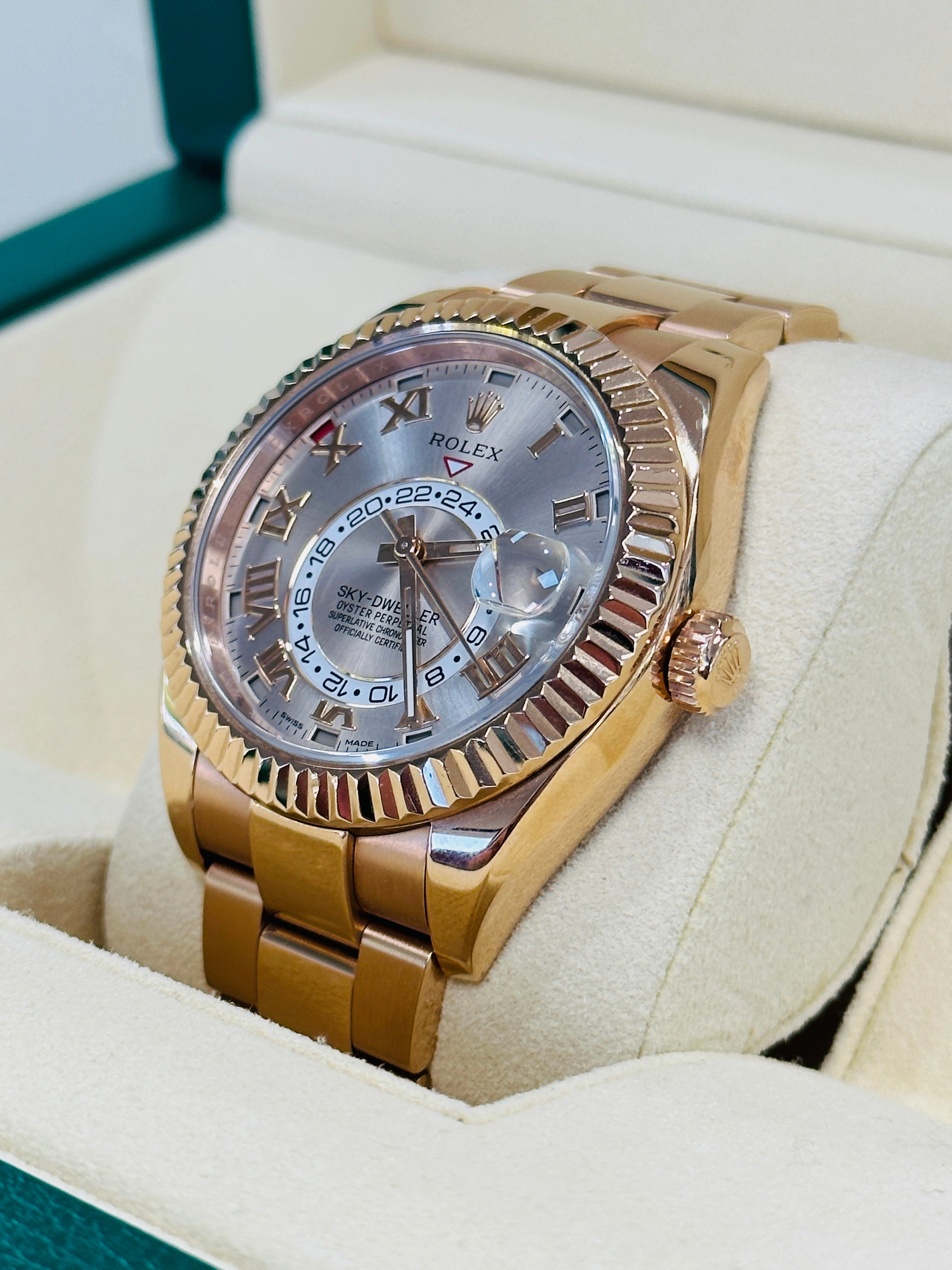 Rolex Sky-Dweller 18K Rose Gold Sundust Dial 326935 MINT