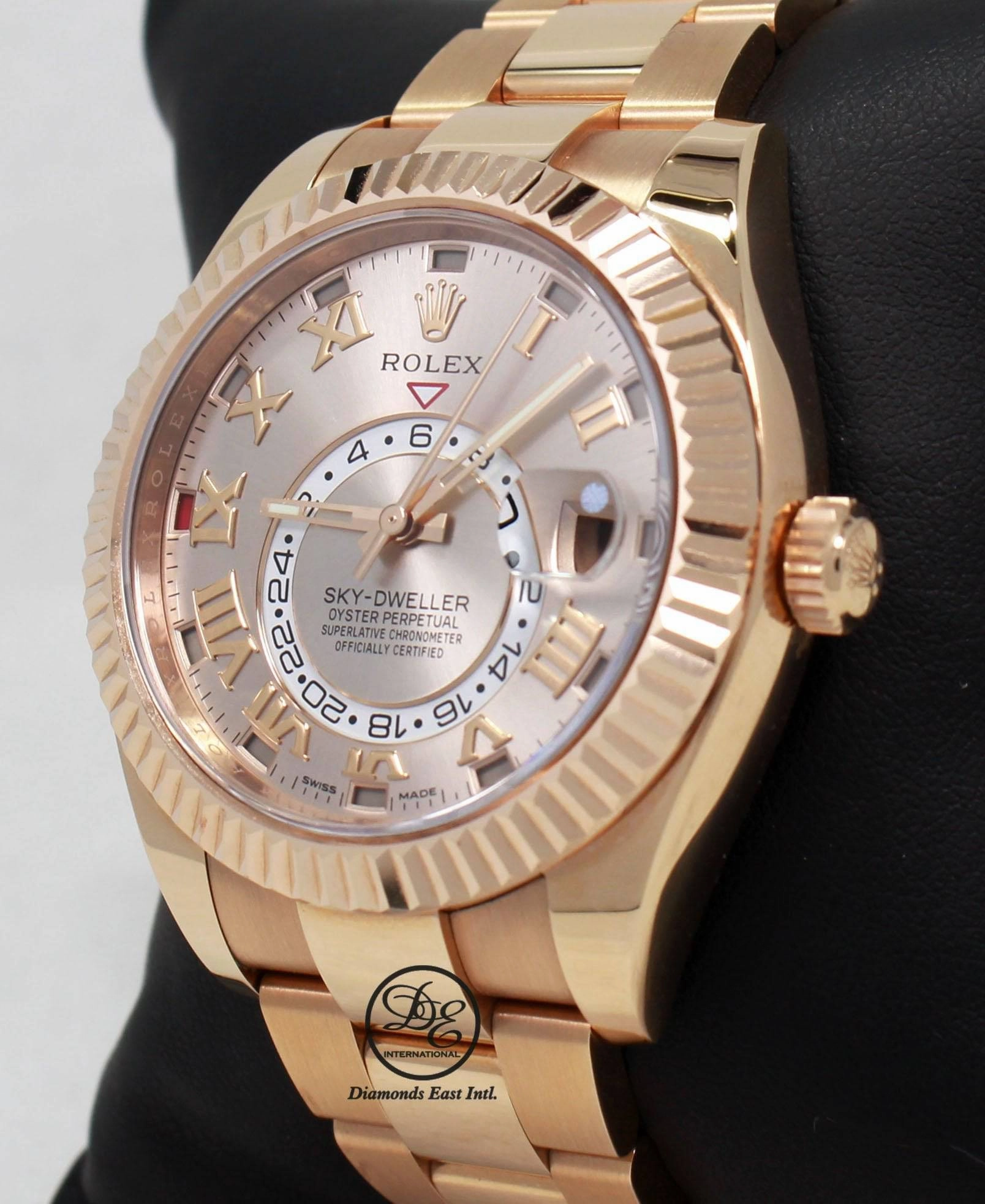 Rolex Sky-Dweller 18K Rose Gold Sundust Dial 326935 MINT