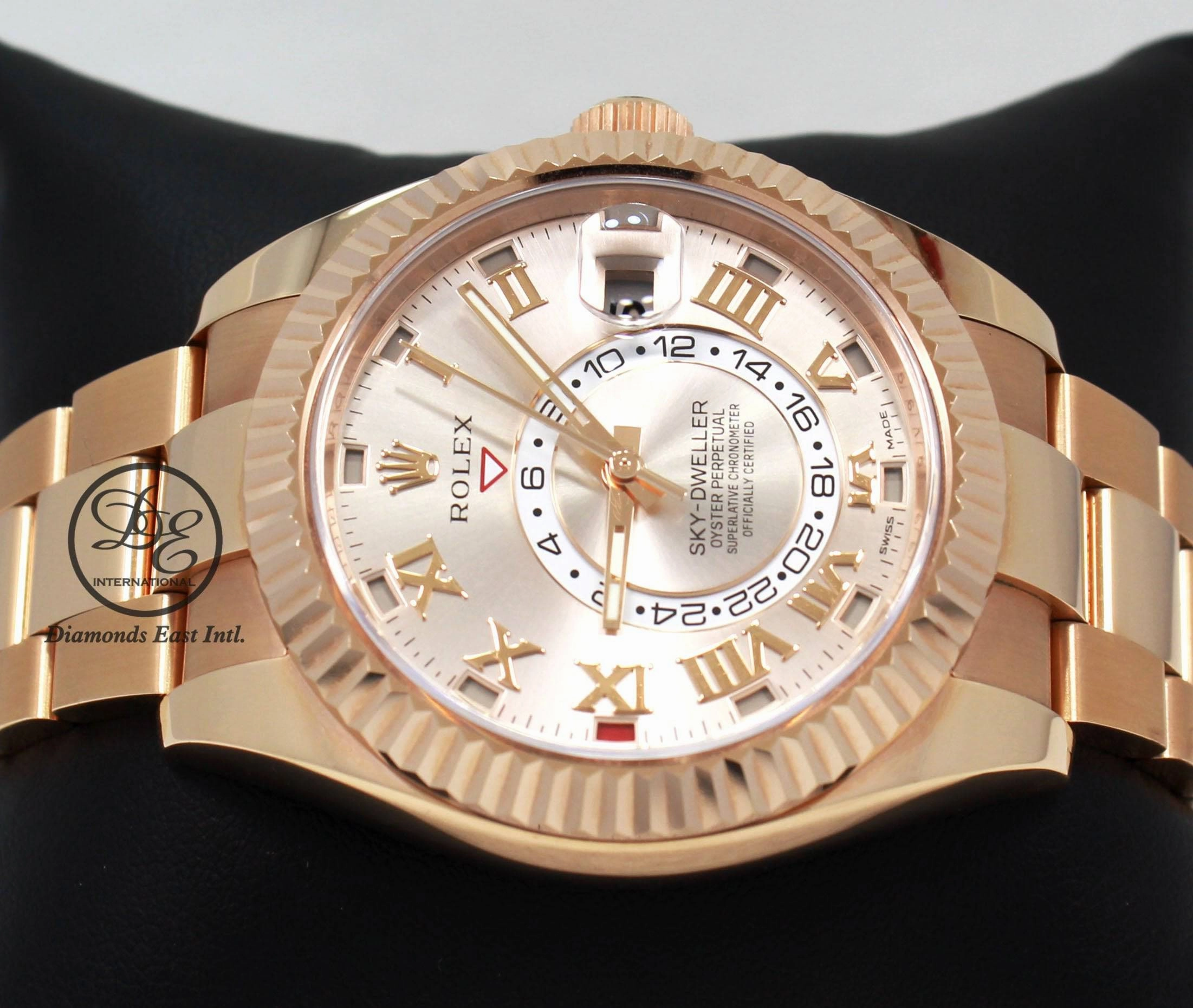 Rolex Sky-Dweller 18K Rose Gold Sundust Dial 326935 MINT