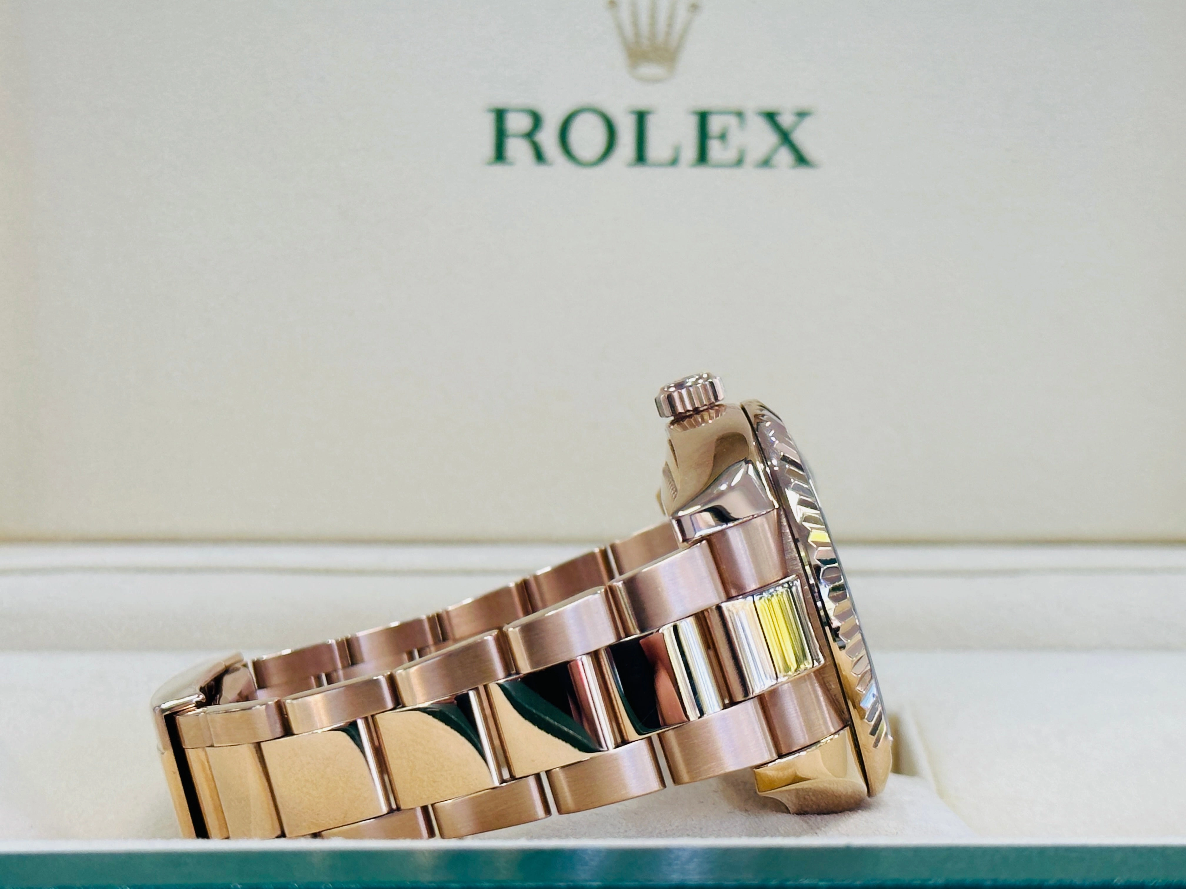Rolex Sky-Dweller 18K Rose Gold Sundust Dial 326935 MINT