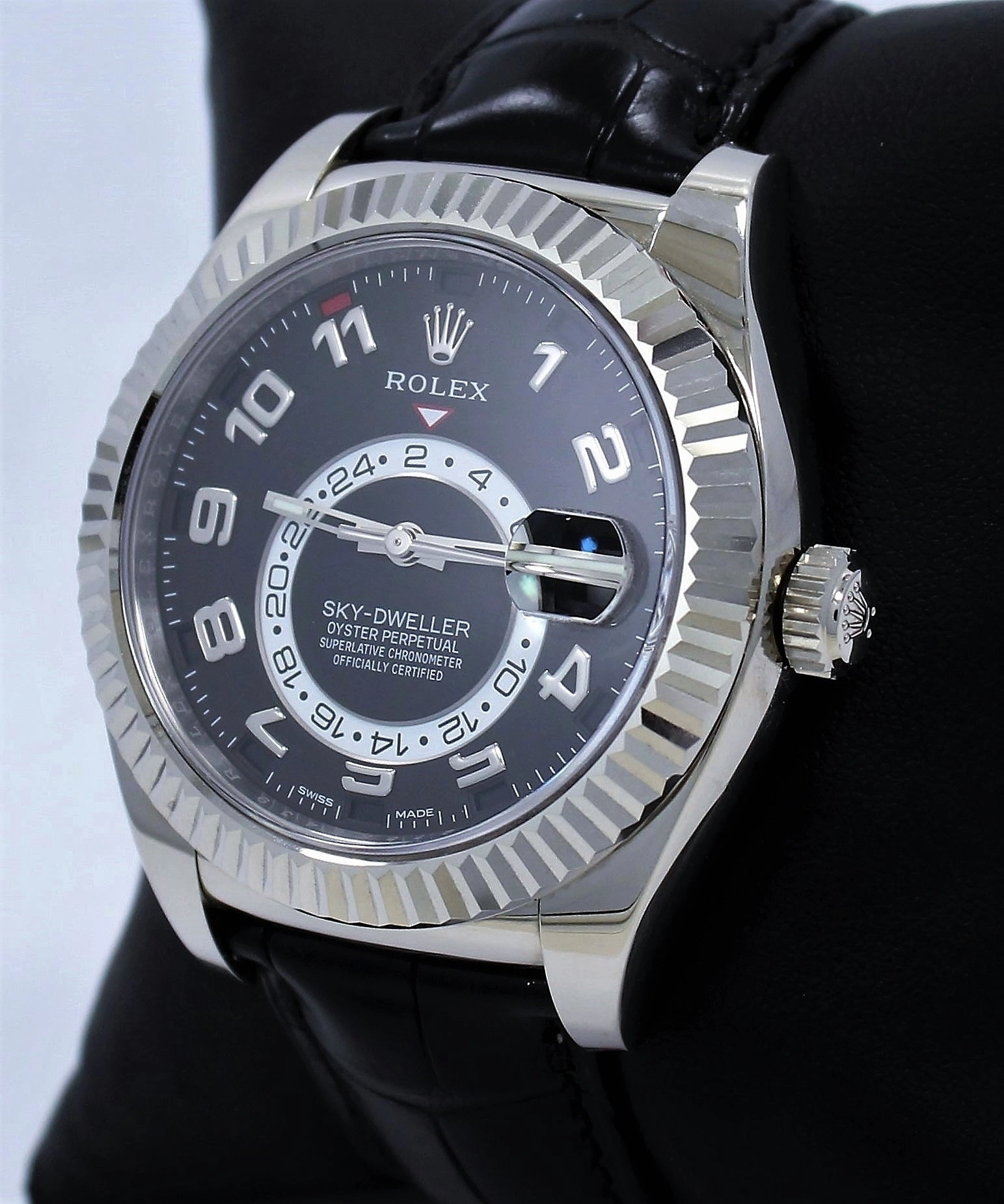 Rolex Sky-Dweller 18K White Gold 326139 BLKARS