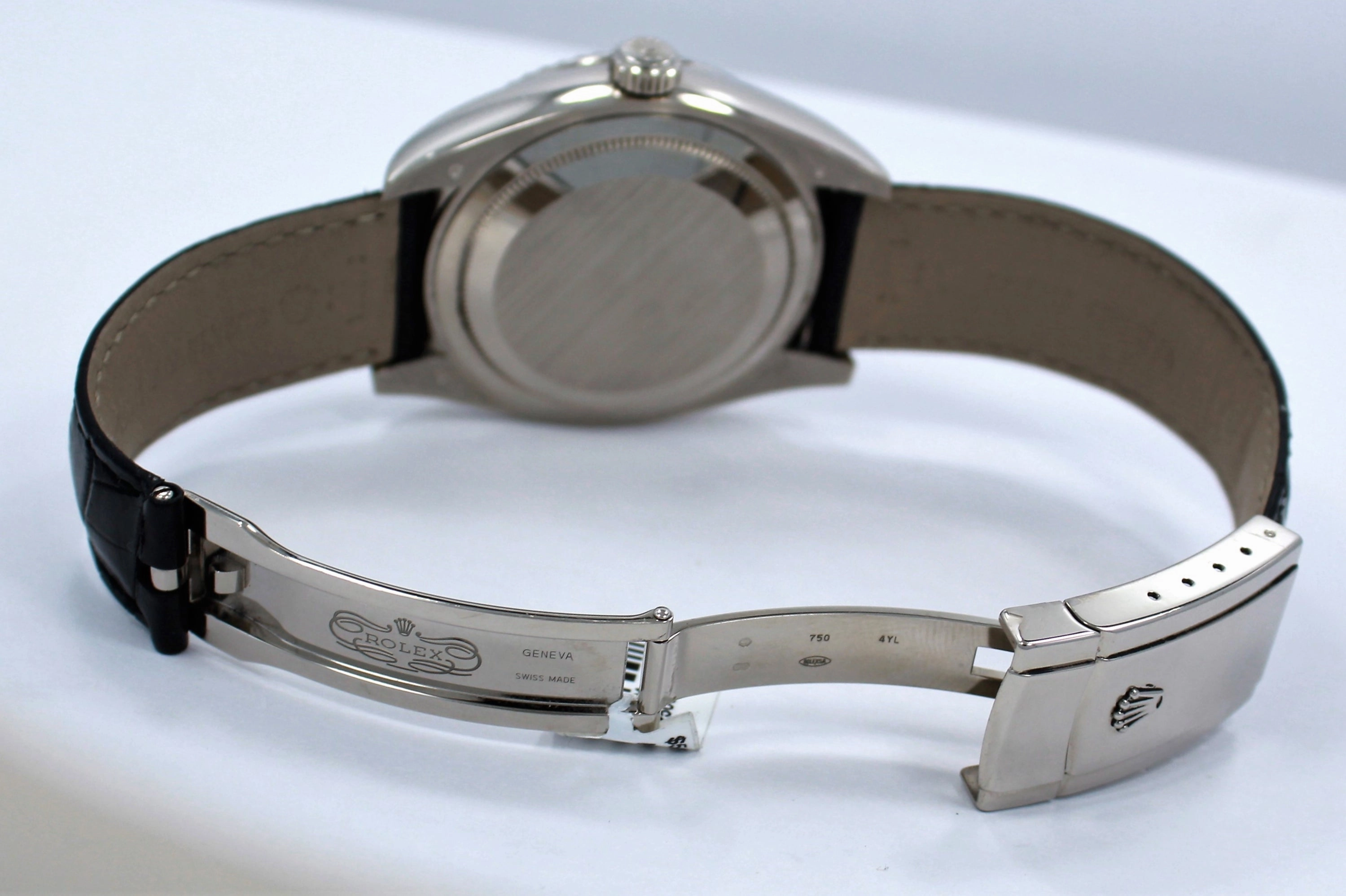 Rolex Sky-Dweller 18K White Gold 326139 IVRRL PreOwned