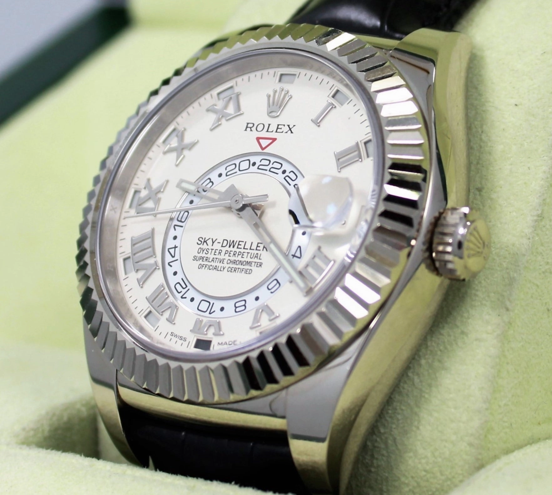 Rolex Sky-Dweller 18K White Gold 326139 IVRRL PreOwned