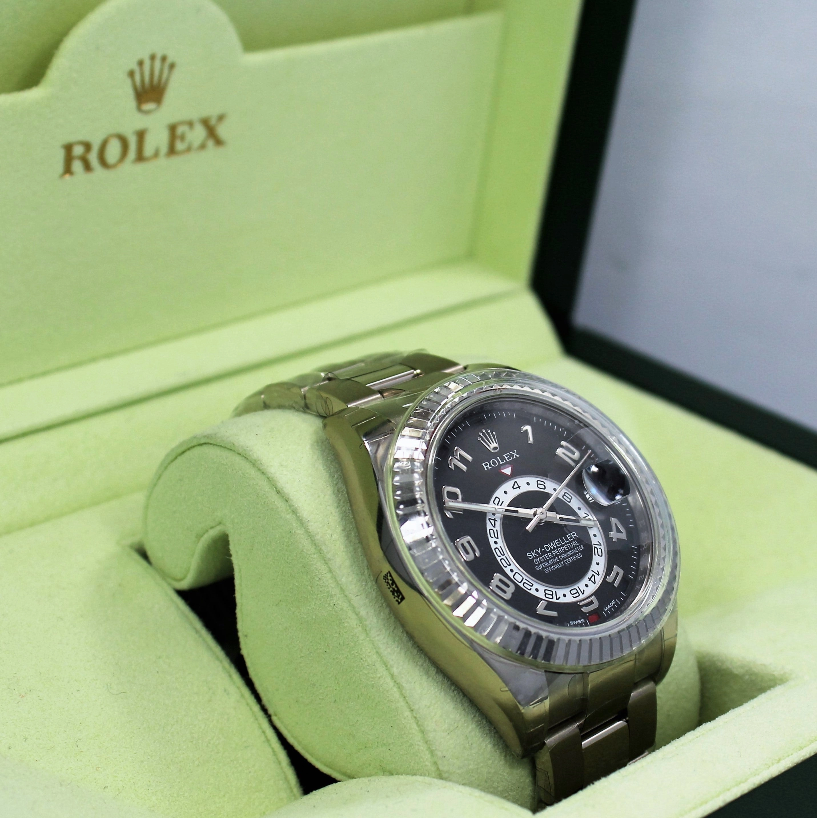 Rolex Sky-Dweller 18K White Gold 326939 UNWORN