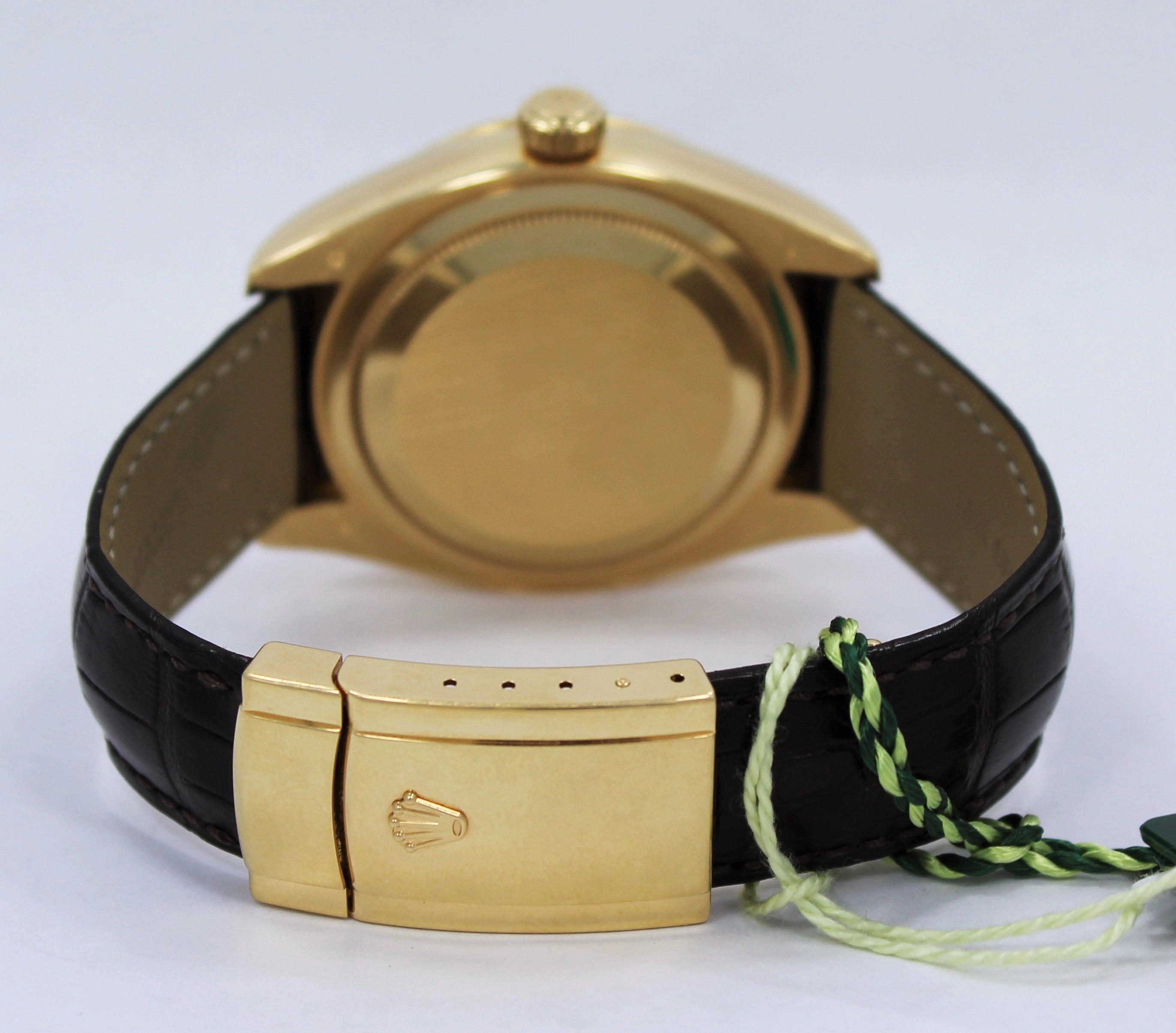 Rolex Sky-Dweller 18K Yellow Gold 326138 BOX/PAPERS