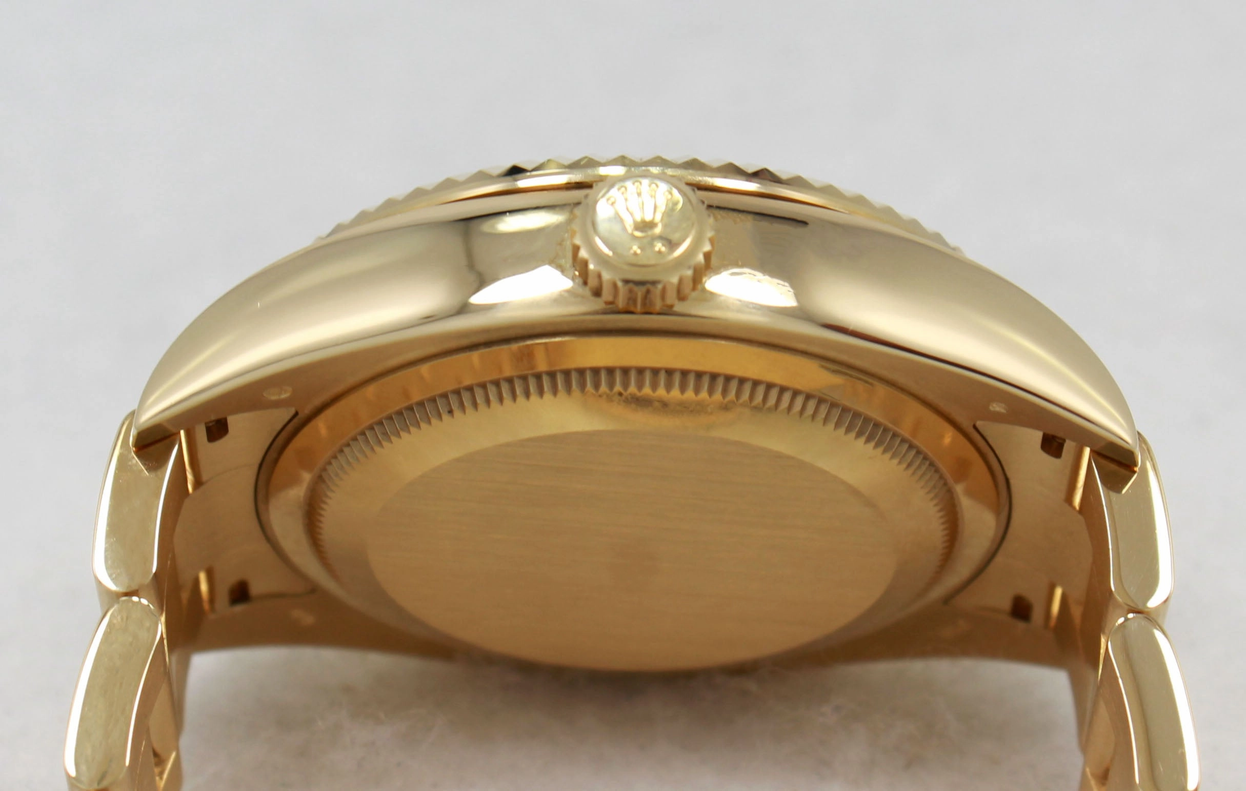 Rolex Sky-Dweller 18K Yellow Gold 326938 GLDARO BOX/PAPERS
