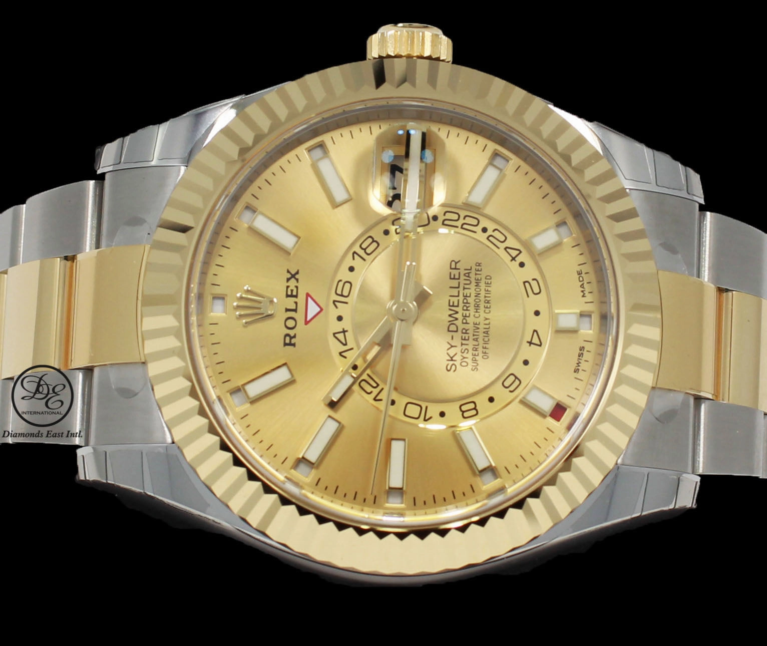 Rolex Sky-Dweller 18k Yellow Gold/SS 326933 UNWORN