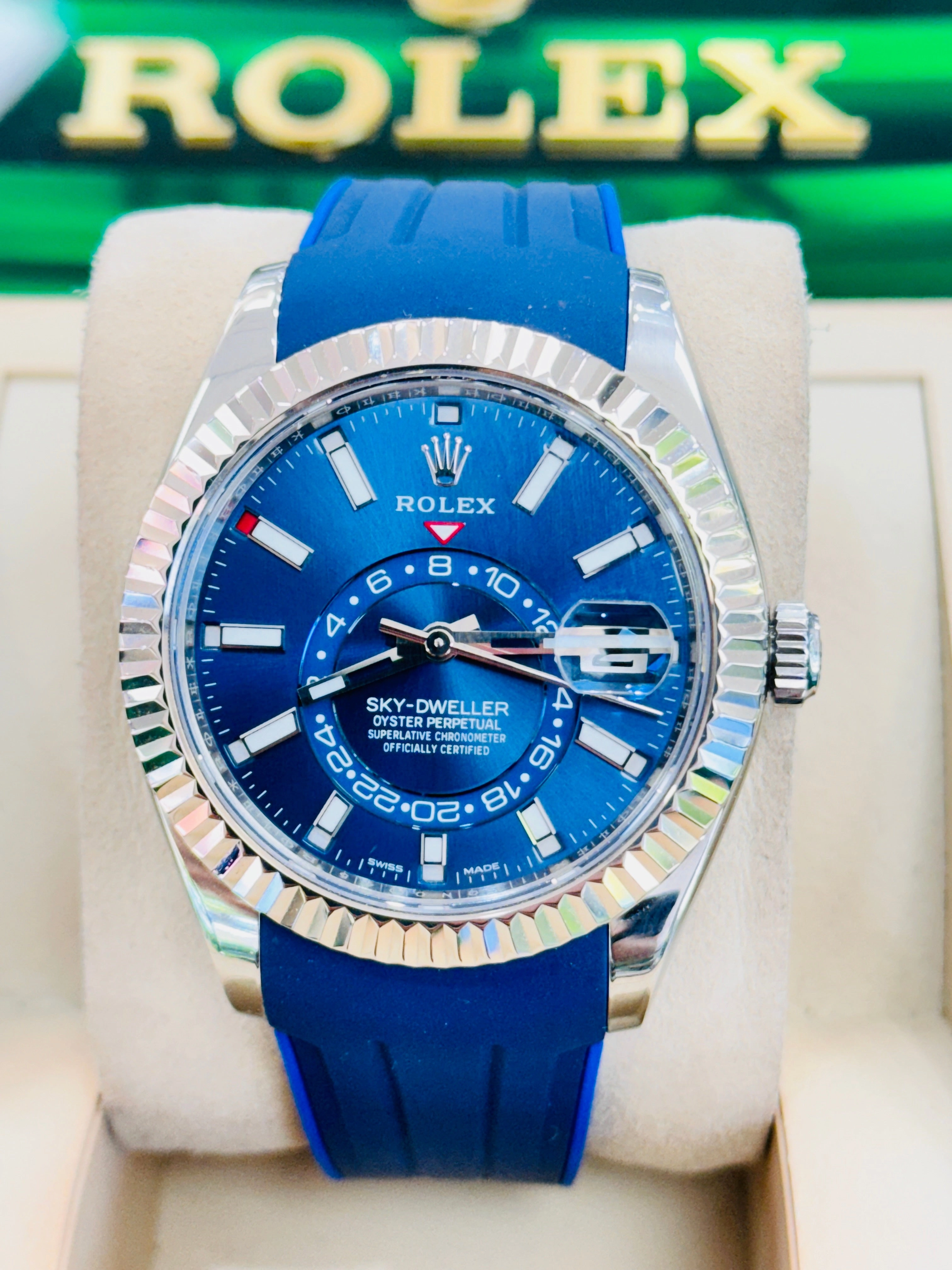 Rolex Sky-Dweller 326934 Blue Dial Oyster Steel Bracelet   Rubber B Watch MINT