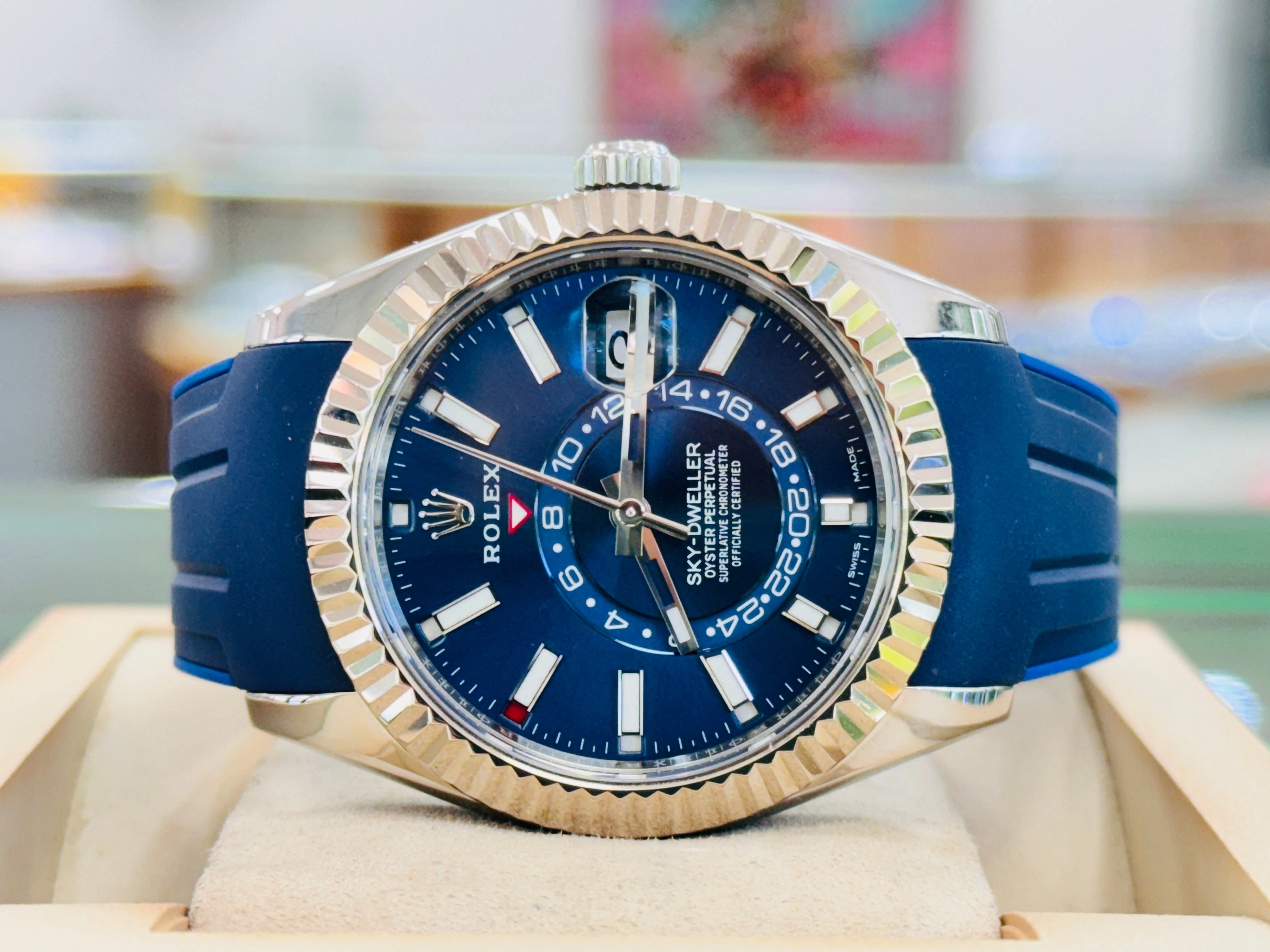 Rolex Sky-Dweller 326934 Blue Dial Oyster Steel Bracelet   Rubber B Watch MINT