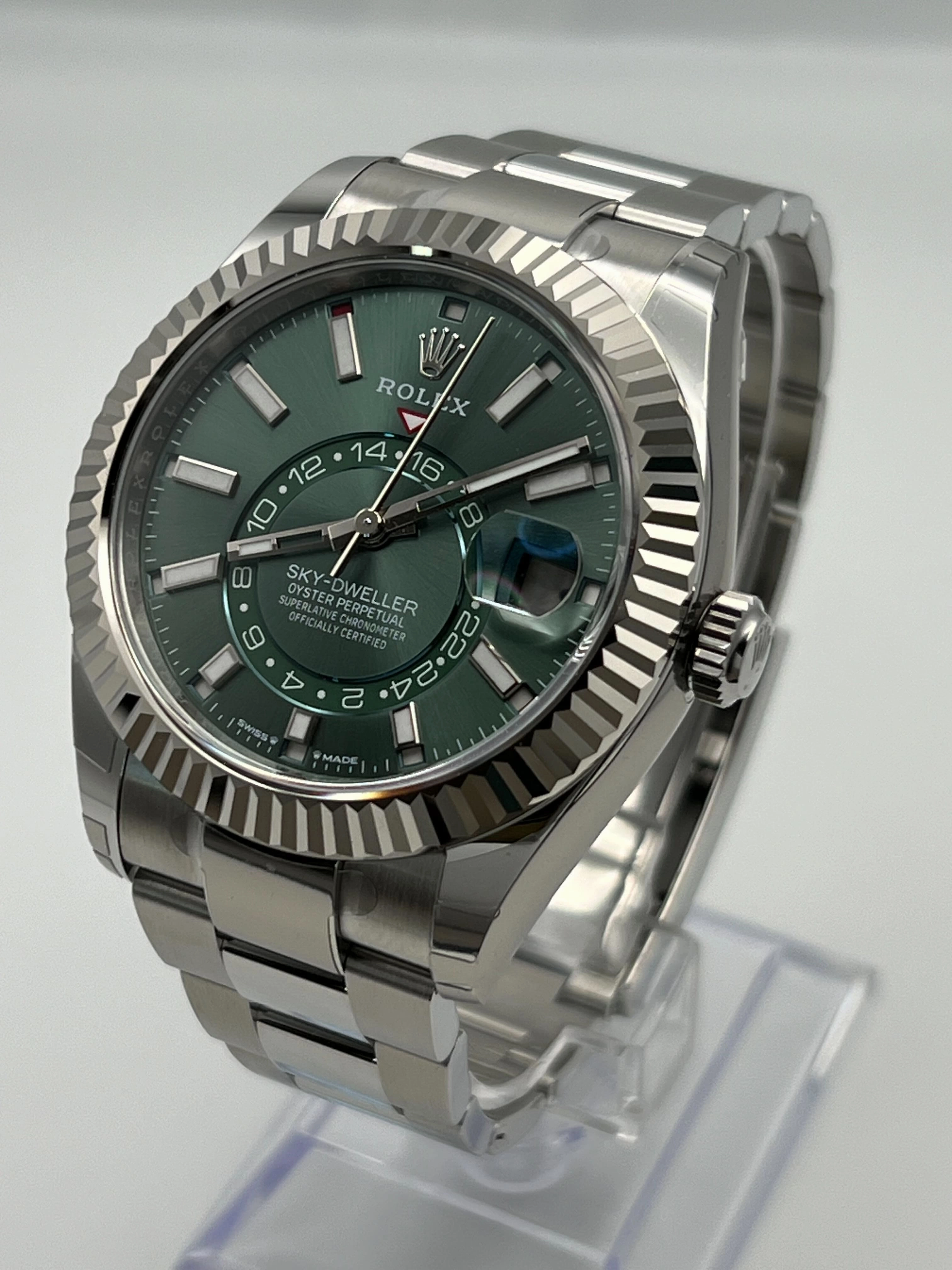 Rolex Sky-Dweller 336934 Stainless Steel Green Dial (2024)