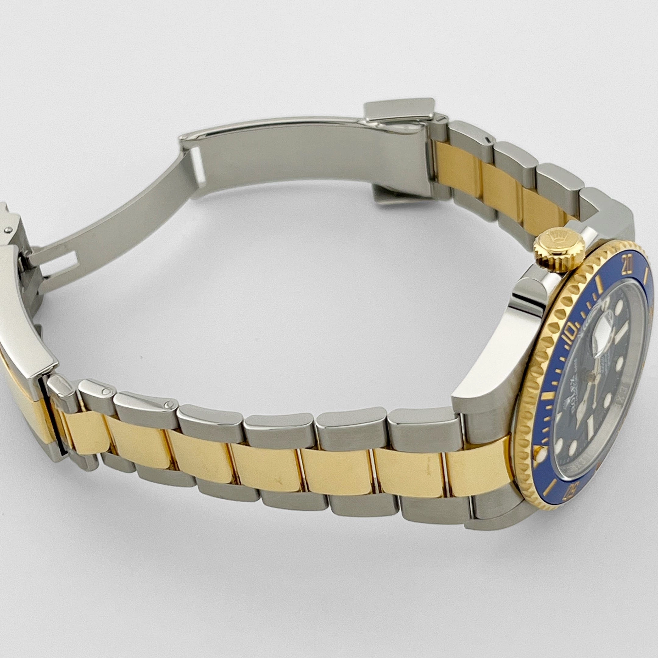 Rolex Submariner Date 126613LB Stainless Steel Yellow Gold Blue Dial (2022)