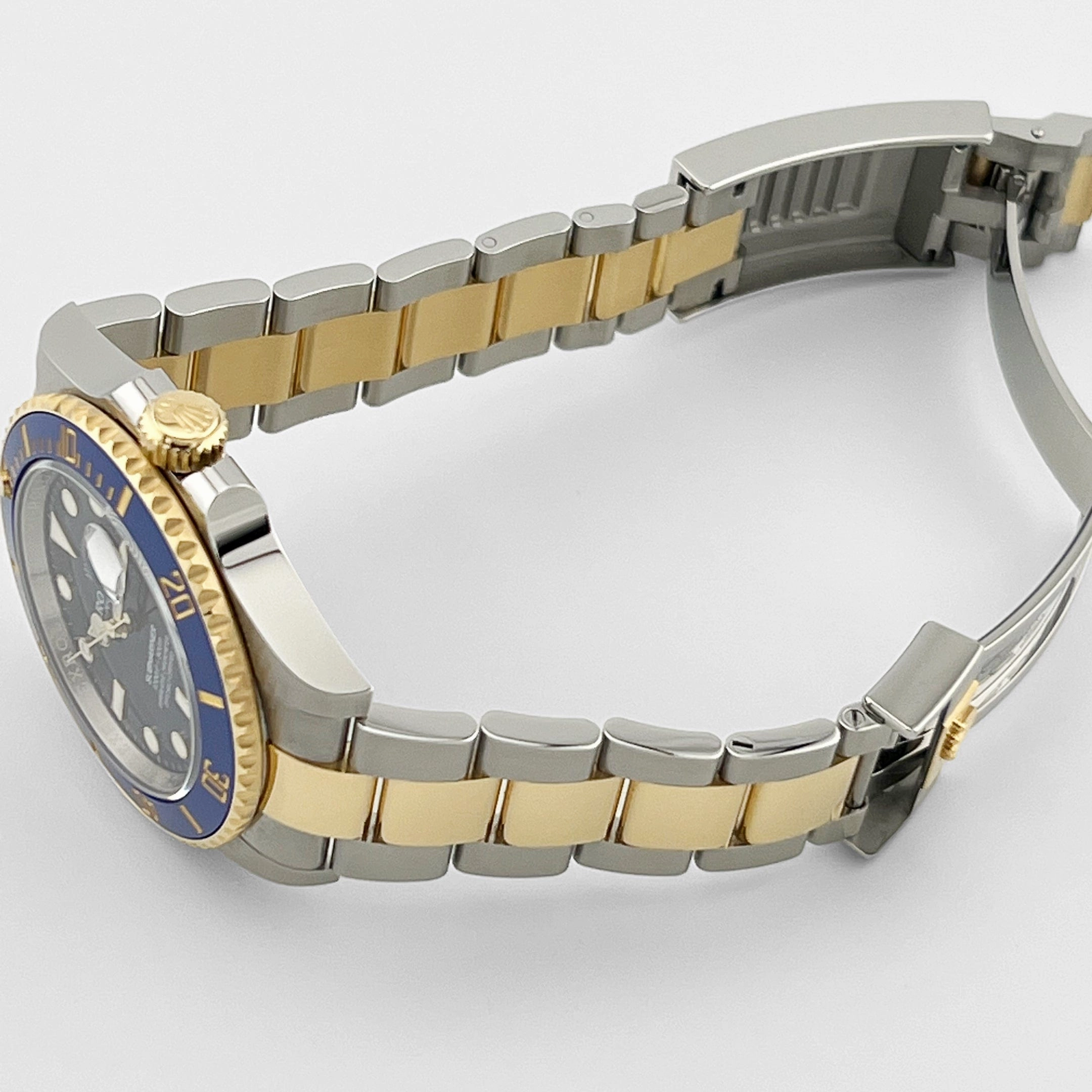 Rolex Submariner Date 126613LB Stainless Steel Yellow Gold Blue Dial (2022)