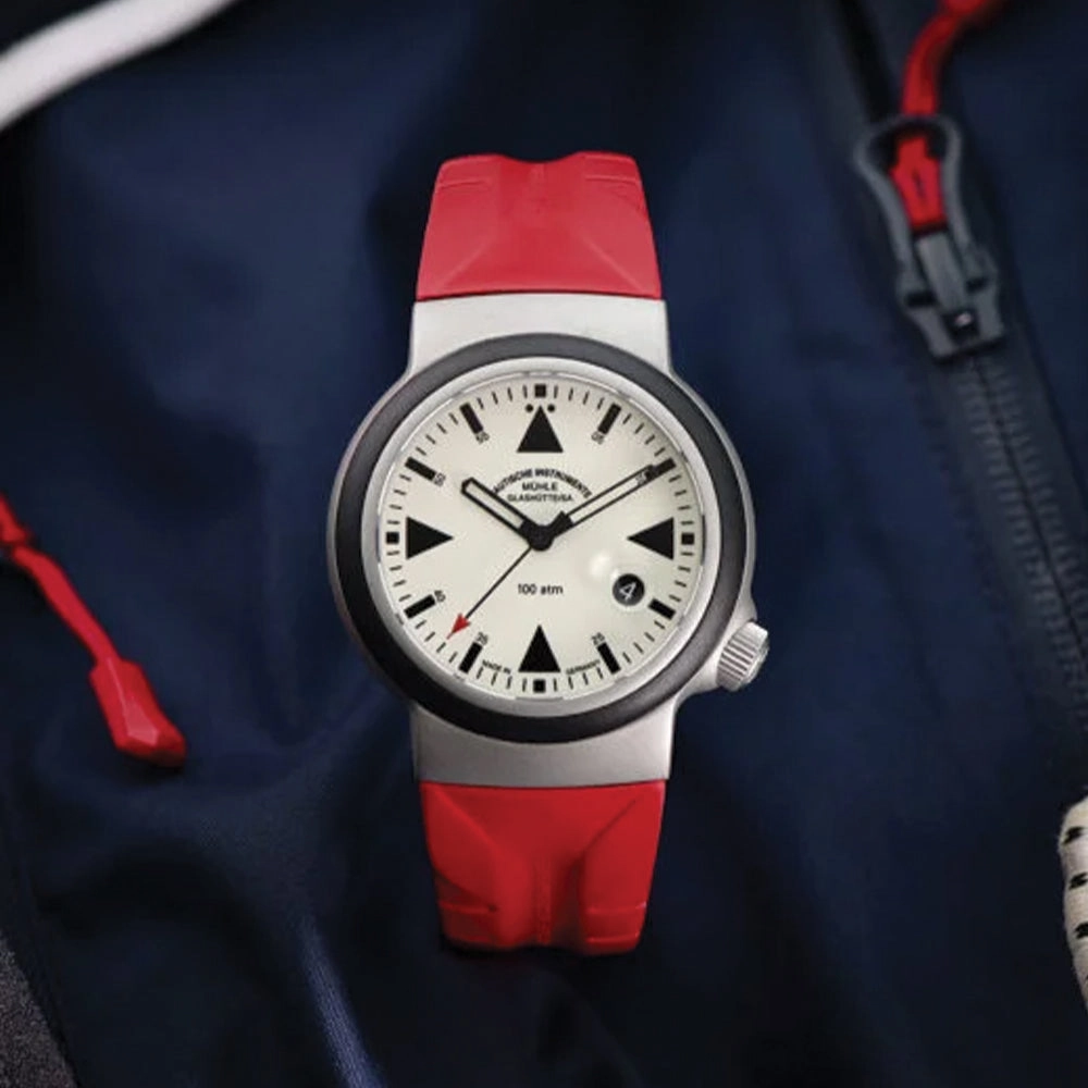 SAR Rescue Timer Automatic 42mm - Cream Lumen on Rubber Strap