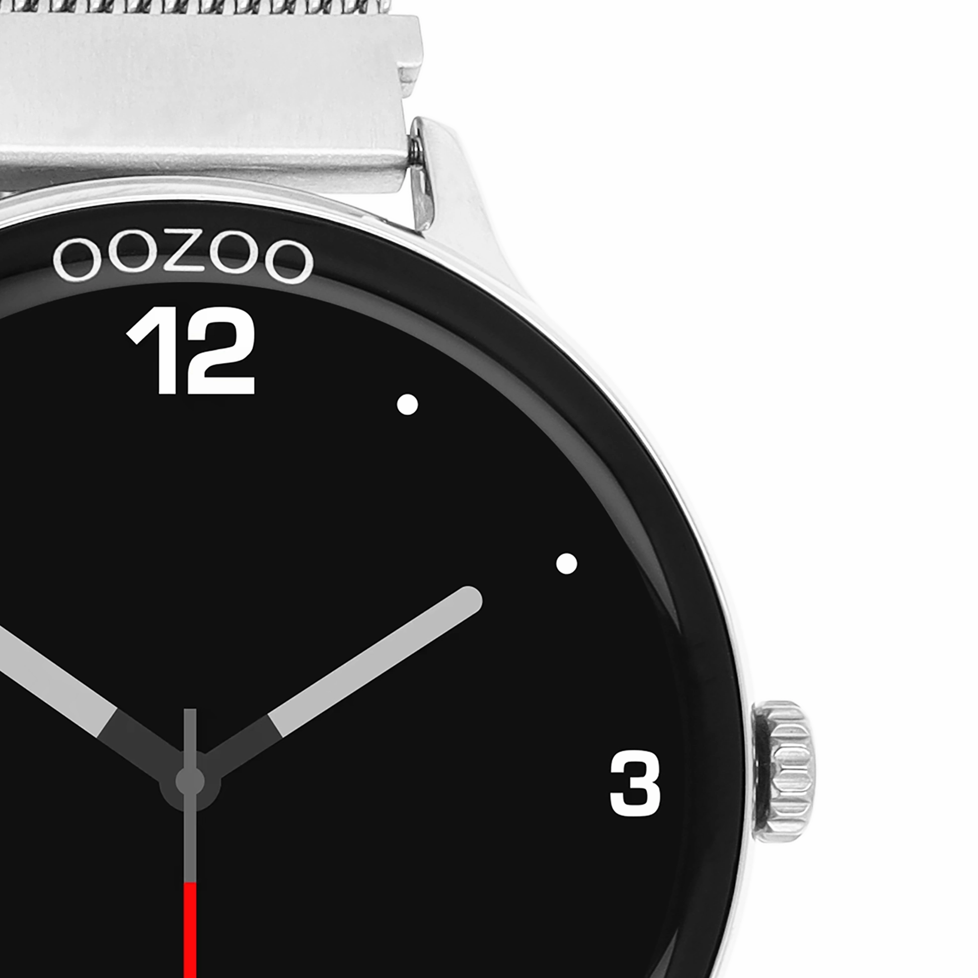 Silver coloured OOZOO smartwatch with silver coloured metal mesh bracelet - Q00135