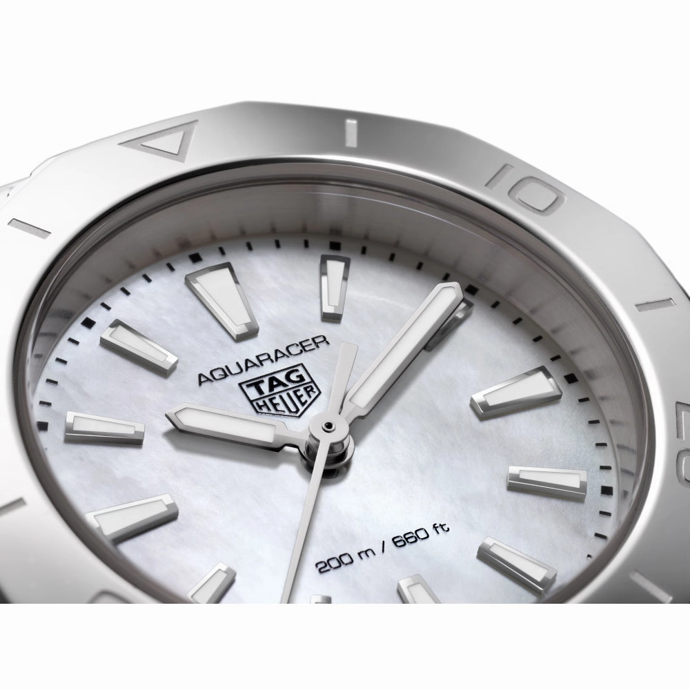 Tag Heuer Aquaracer Professional 200 Quartz 30mm - Mother of Pearl Dial