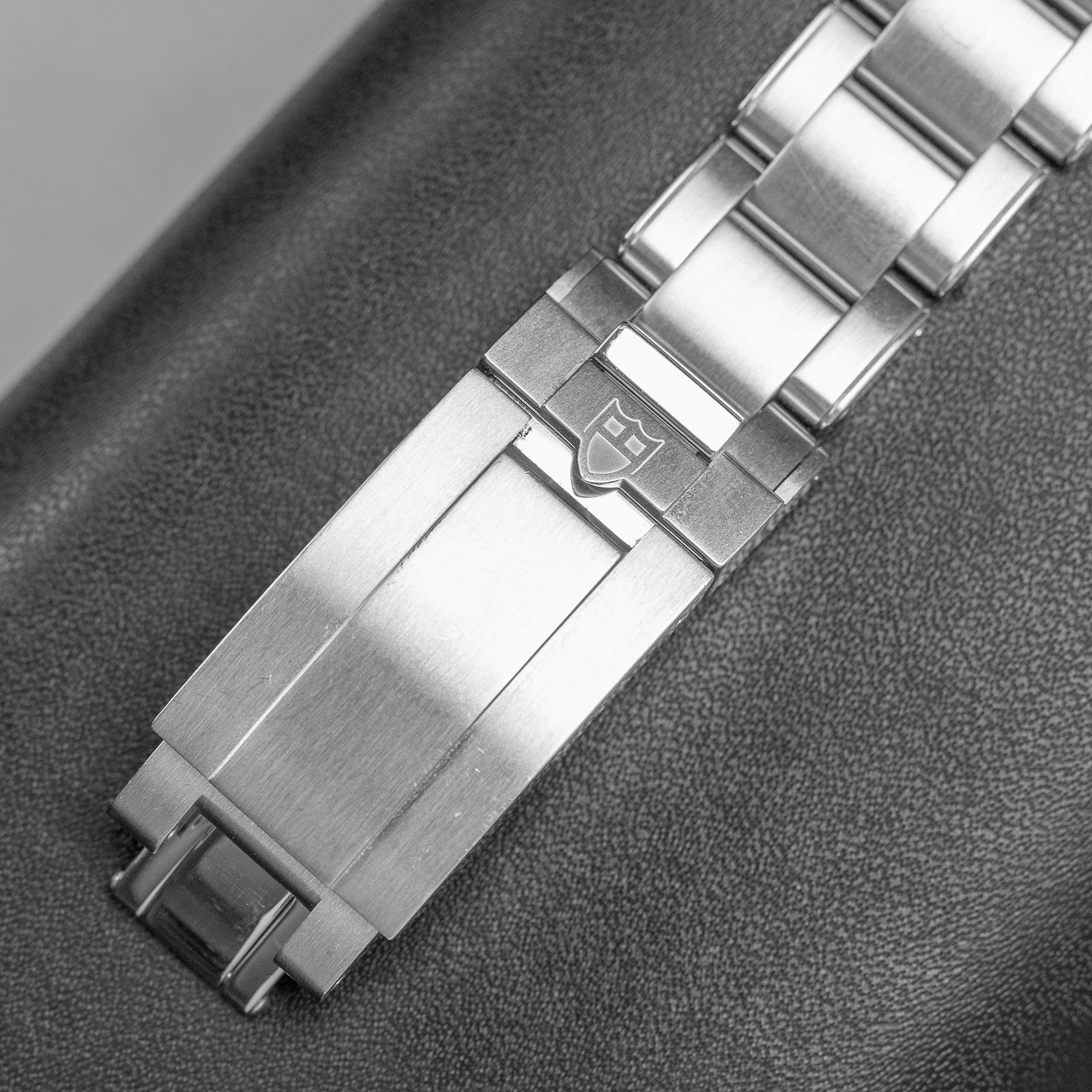 Tudor Black Bay Pro 79470