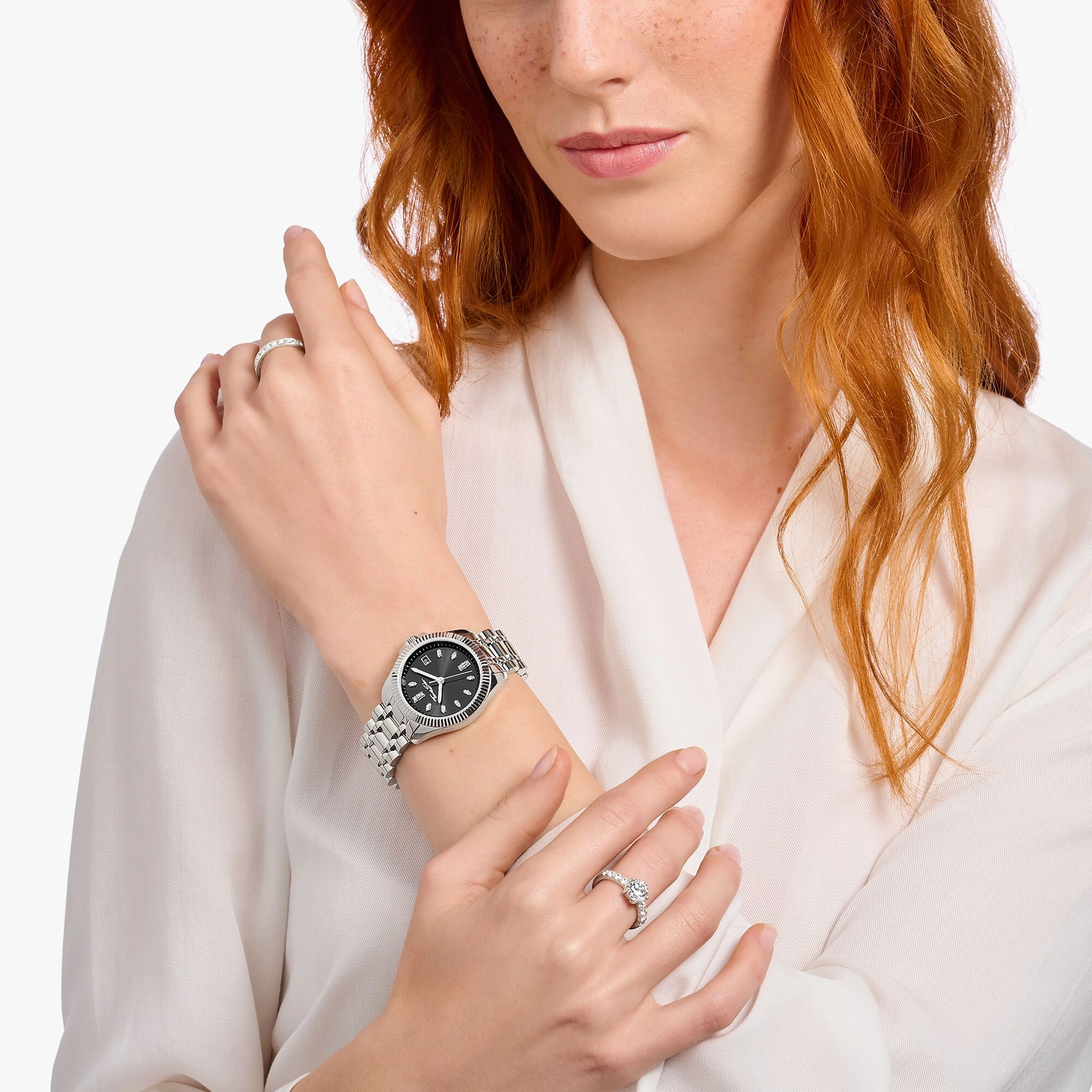 Women's watch Divine Silver with black dial and zirconia stones